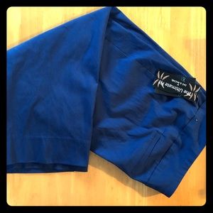 Zac and Rachel pull on knee length pants